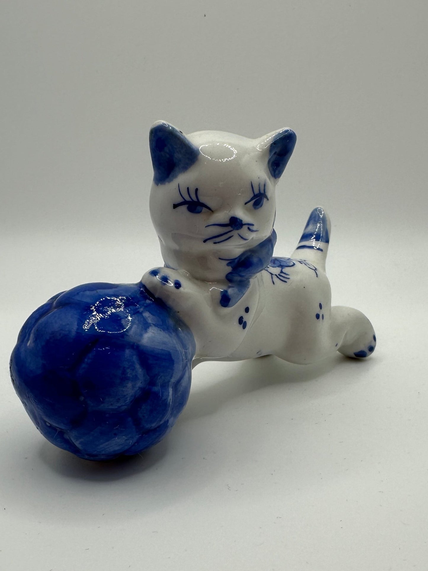 Vintage Hand Painted Porcelain Cat Figurine