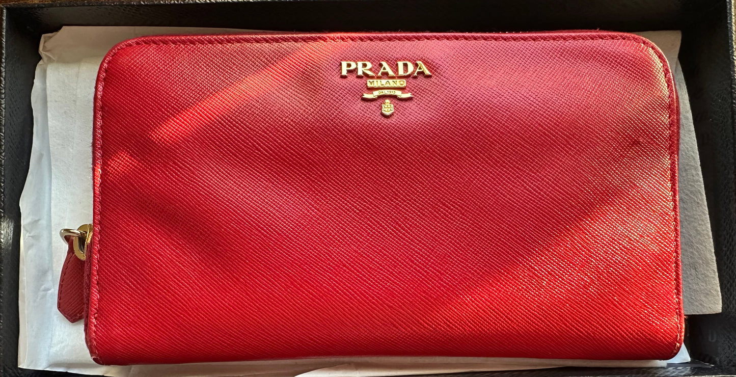 Pre Loved Prada Large Saffiano Fiery Red Leather Zippy Leather Wallet