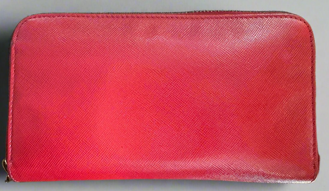 Pre Loved Prada Large Saffiano Fiery Red Leather Zippy Leather Wallet